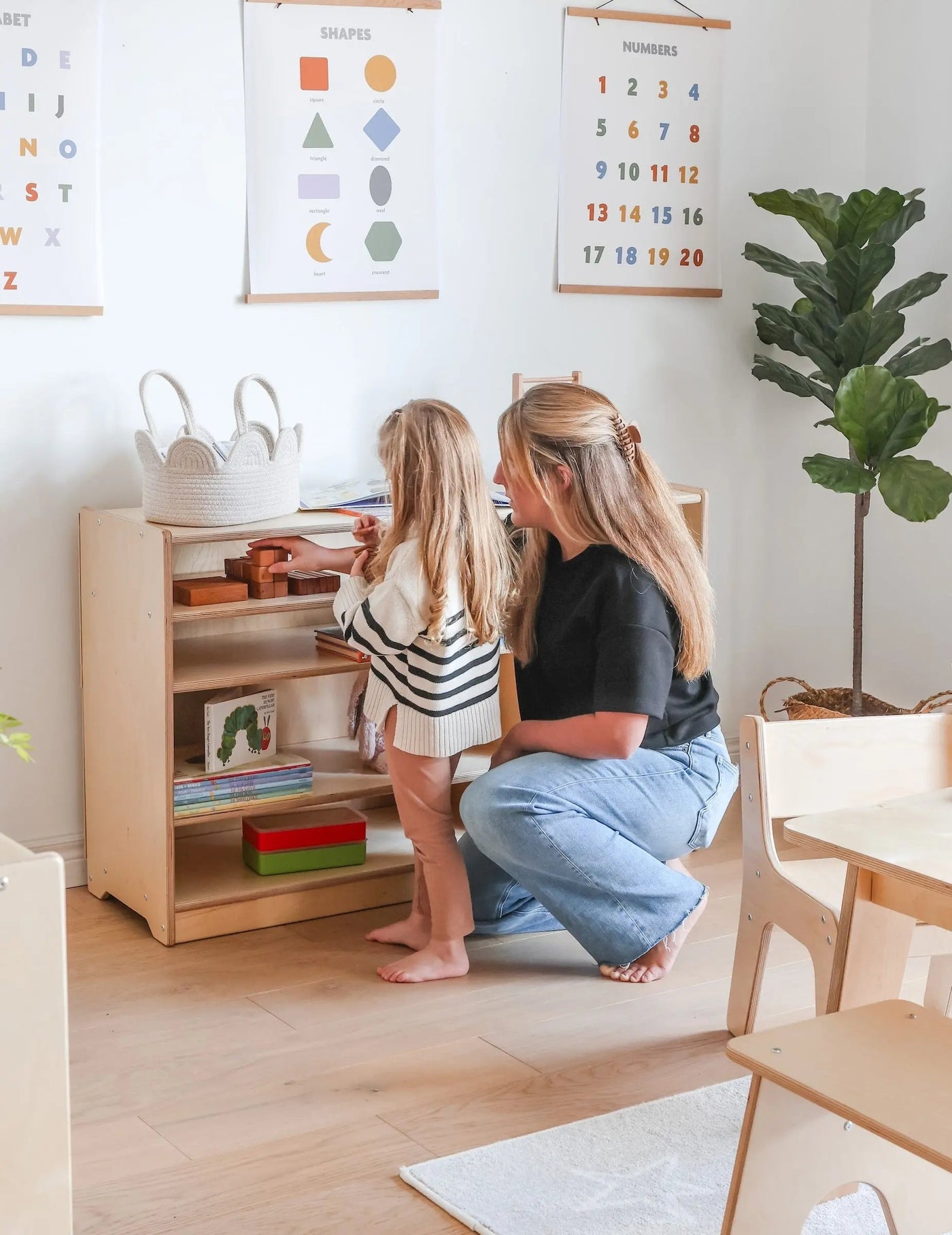 How to Set Up a Montessori Shelf: Materials, Height, and Presentation Fern Kids